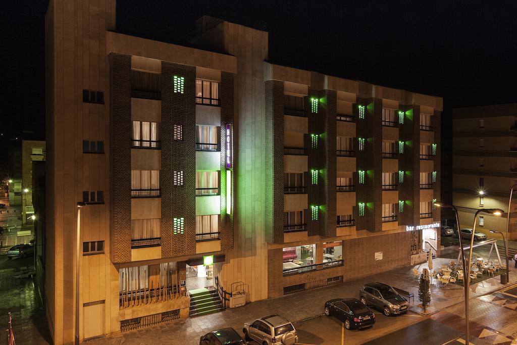 Hotel Ibis Styles La Rioja Arnedo Bagian luar foto